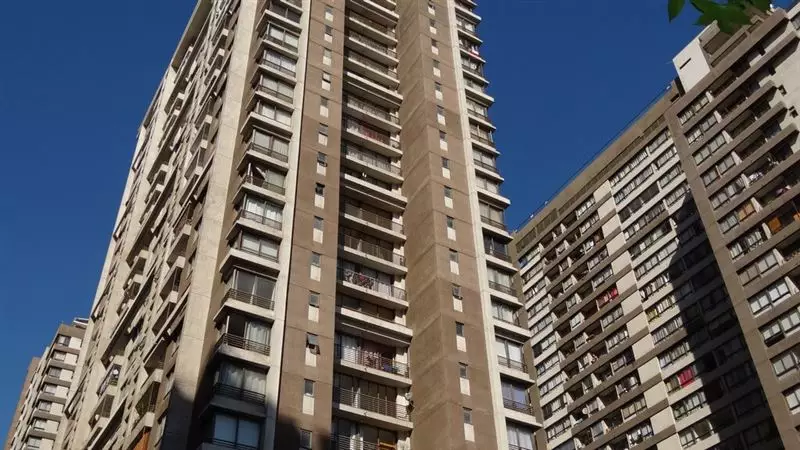 Dos tercios de permisos de edificación de departamentos están a menos de seis cuadras de una estació