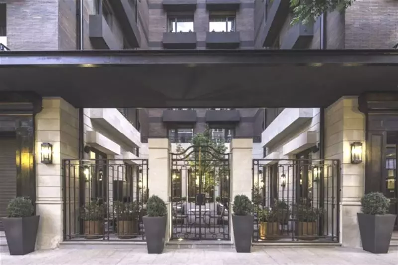 Caen permisos de edificación para hoteles en la capital